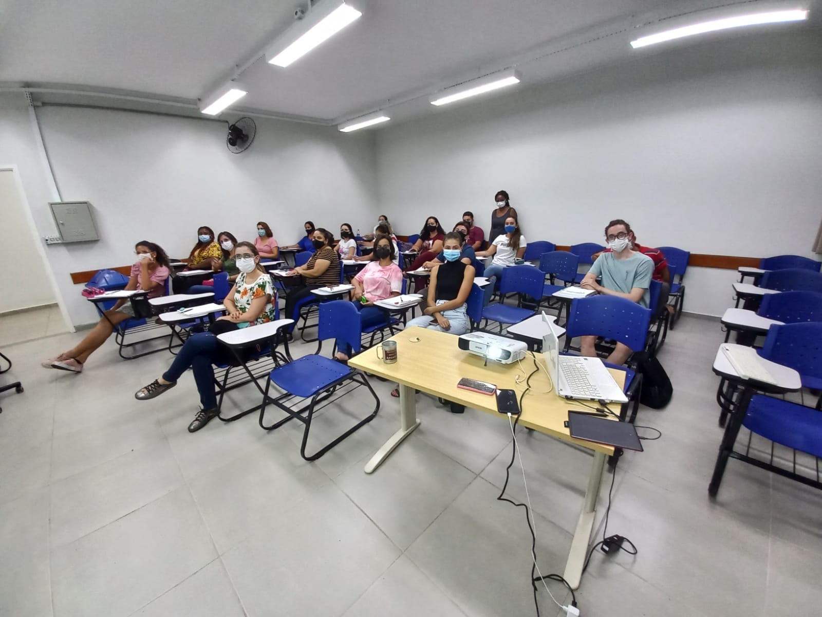 Curso de Matemática para provas e concursos